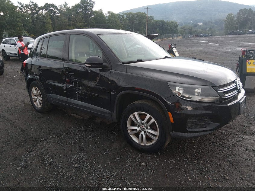 2012 VOLKSWAGEN TIGUAN auction photo 1