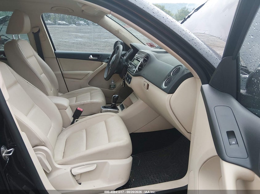2012 VOLKSWAGEN TIGUAN auction photo 5