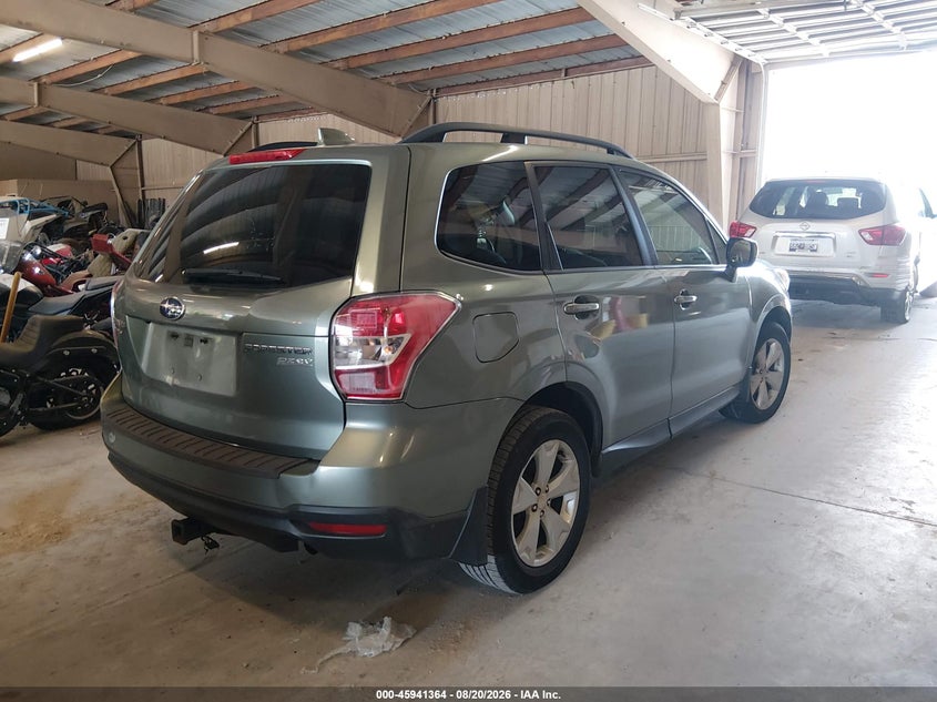 2016 SUBARU FORESTER auction photo 4