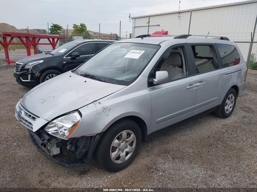 2009 Kia Sedona, Right Front, IAAI, VIN KNDMB233296303949 — photo 2