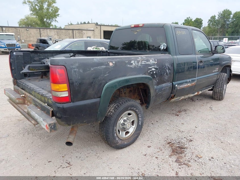 2002 CHEVROLET SILVERADO 2500HD auction photo 4