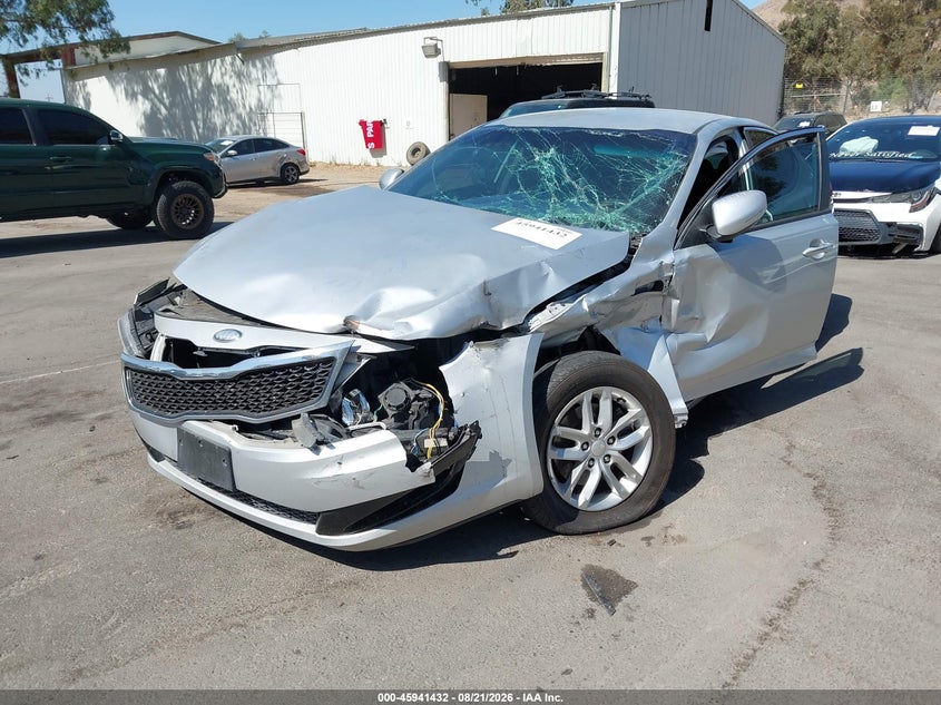 2013 Kia Optima, Transmission Damage, IAAI, VIN 5XXGM4A7XDG221762 — photo 2