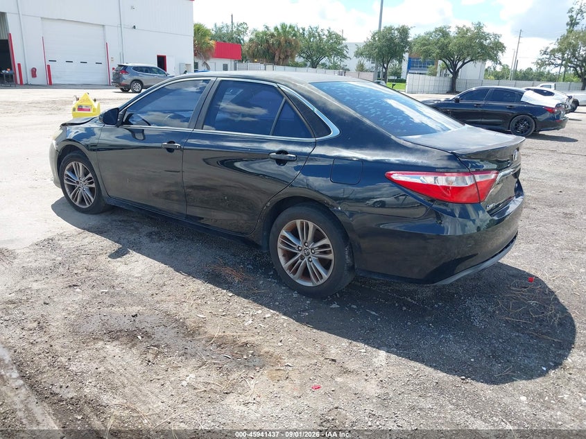 2015 TOYOTA CAMRY auction photo 3