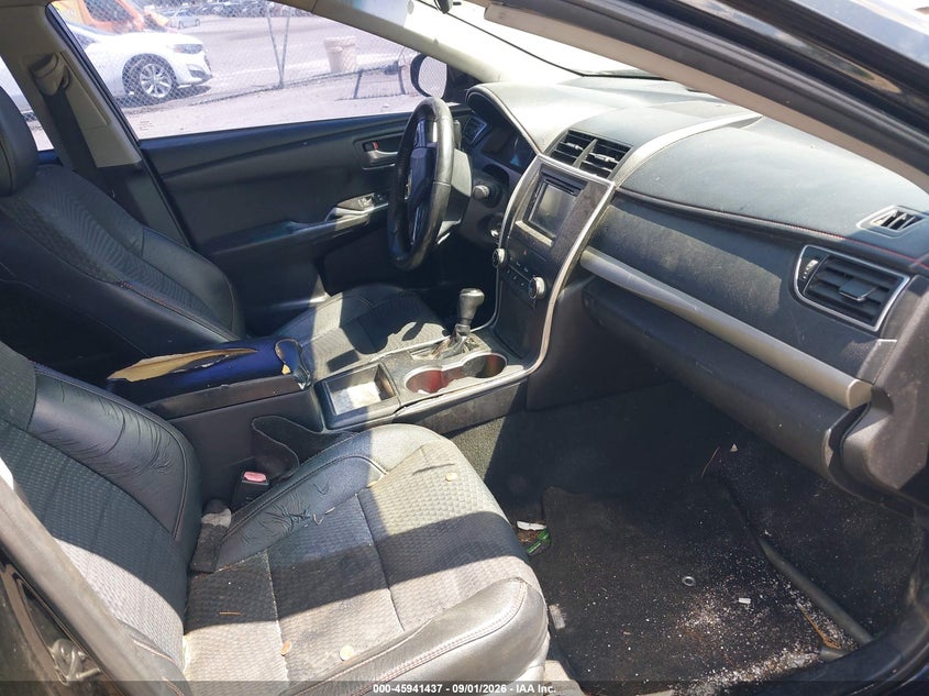 2015 TOYOTA CAMRY auction photo 5