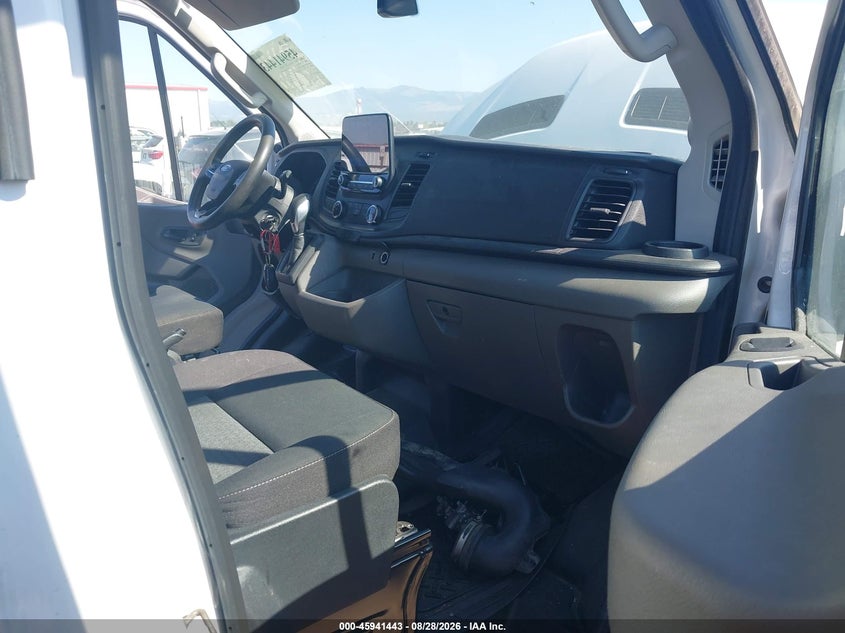 2020 FORD TRANSIT-250 auction photo 5