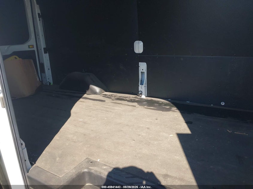 2020 FORD TRANSIT-250 auction photo 8