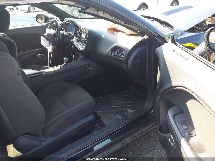 2019 DODGE CHALLENGER auction photo 5