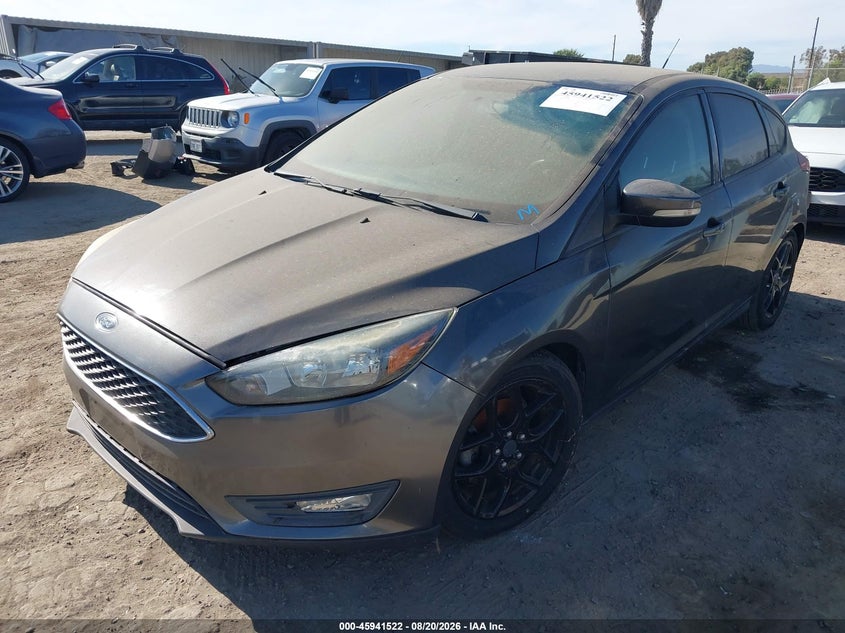 2015 Ford Focus, Unknown, IAAI, VIN 1FADP3K26FL324418 — photo 2