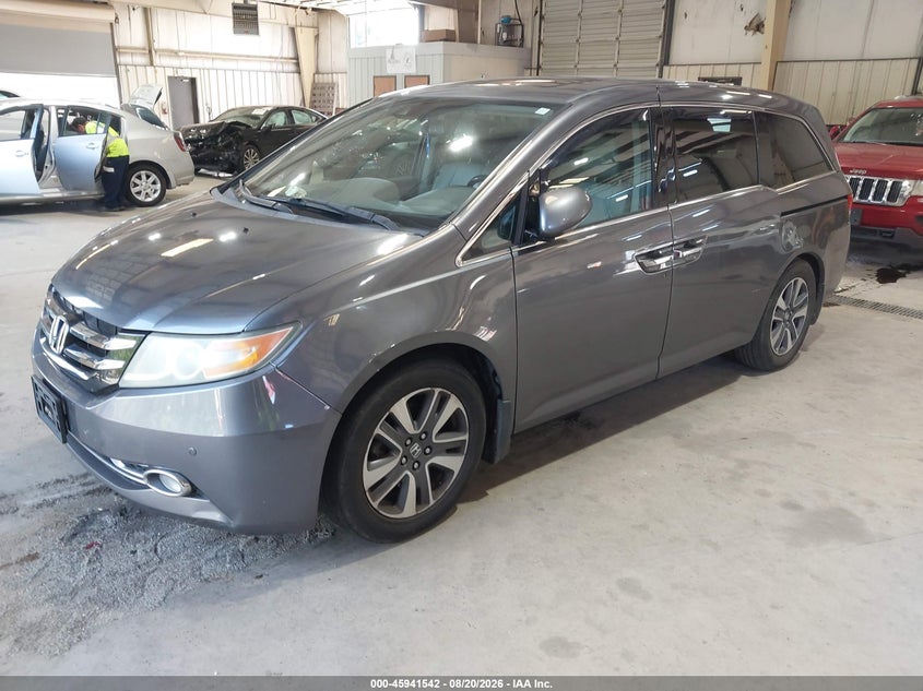 2014 HONDA ODYSSEY auction photo 2
