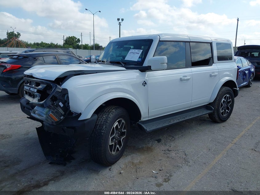 2025 Ford Bronco, Front End, IAAI, VIN 1FMDE8BH5SLB06929 — photo 2