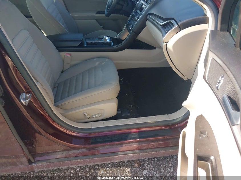 2017 FORD FUSION auction photo 5