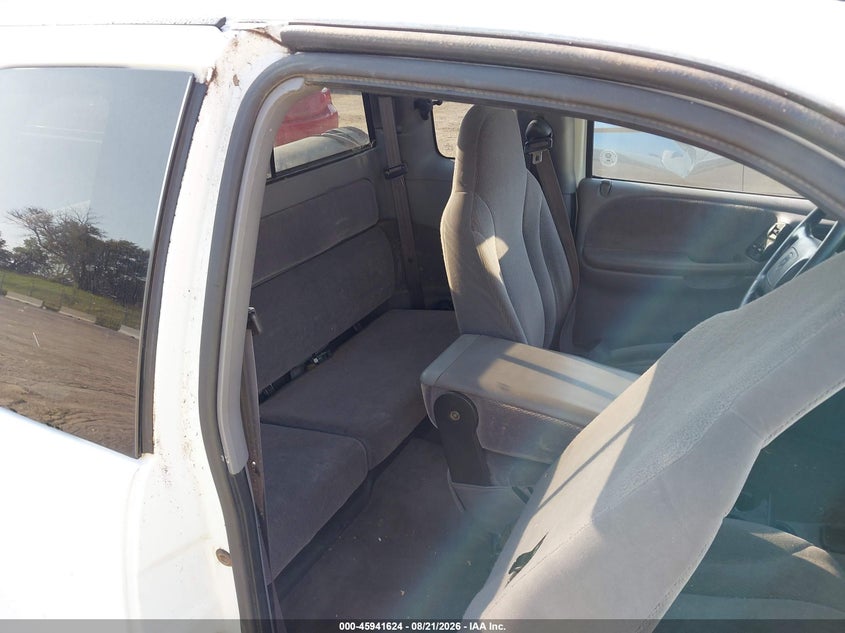 2000 DODGE DAKOTA auction photo 8
