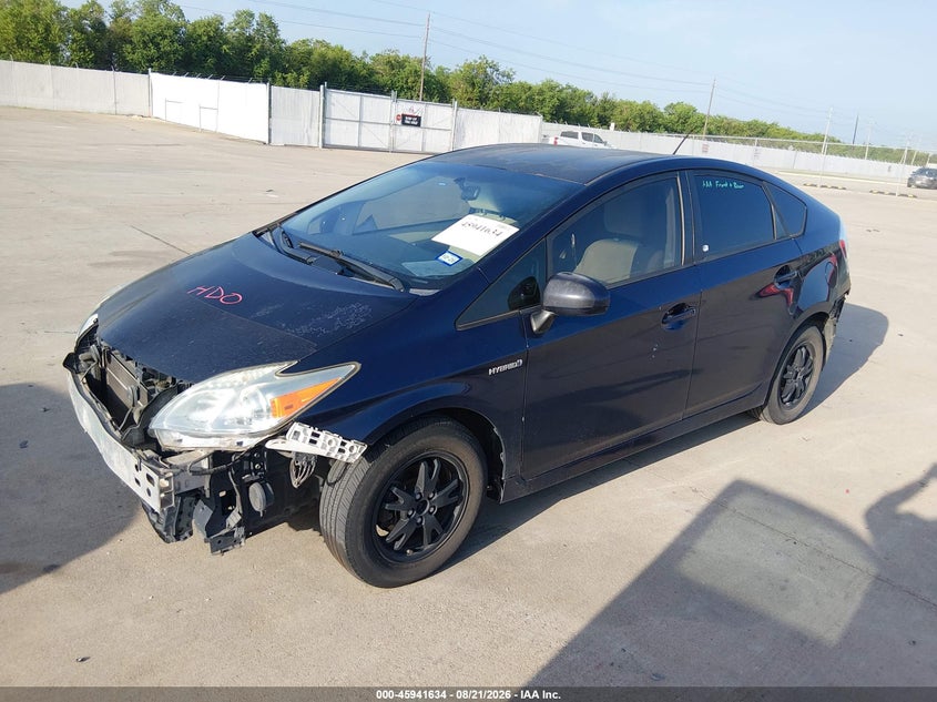 2013 TOYOTA PRIUS auction photo 2