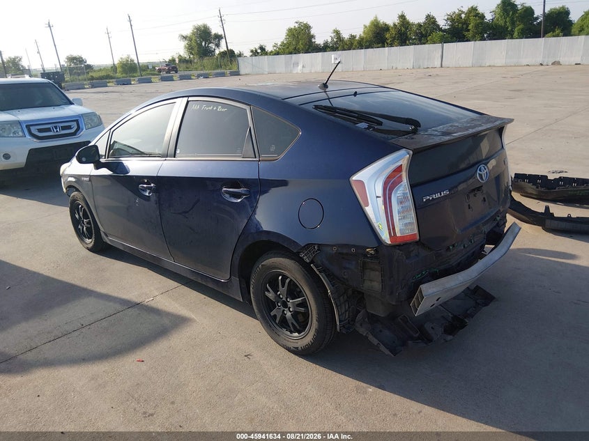 2013 TOYOTA PRIUS auction photo 3