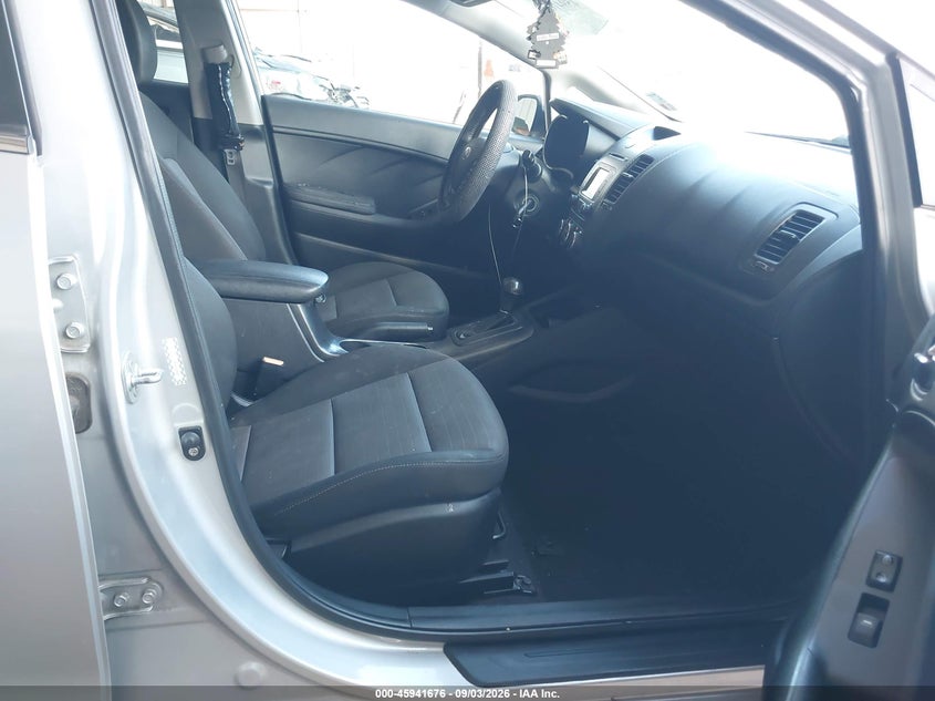2014 KIA FORTE SEDAN 2.0L I-4 DI, DOHC, VVT, 173HP