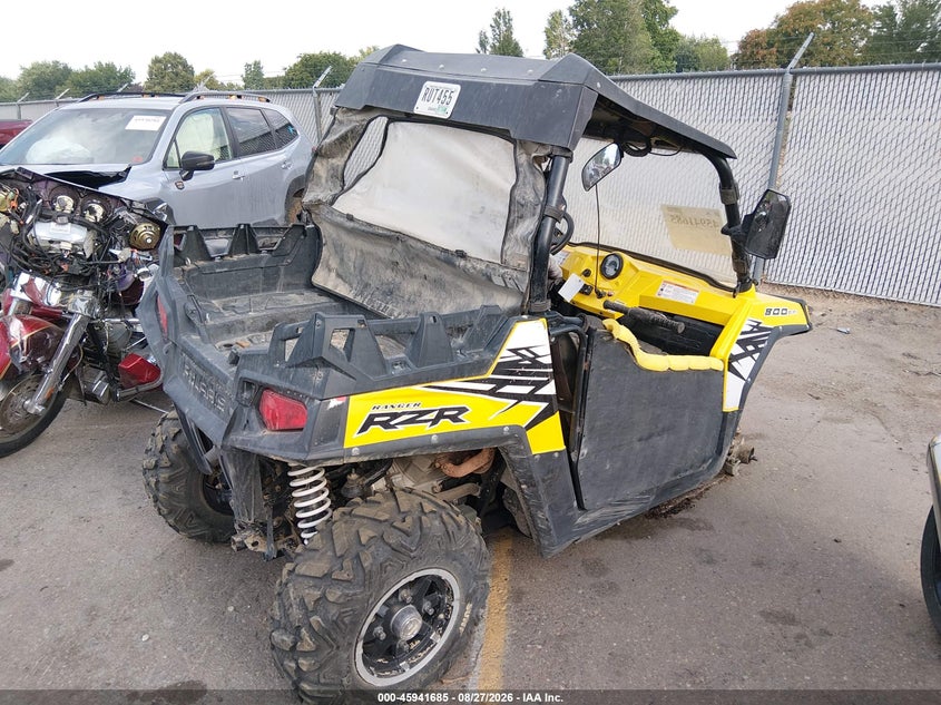 2011 POLARIS RANGER auction photo 4