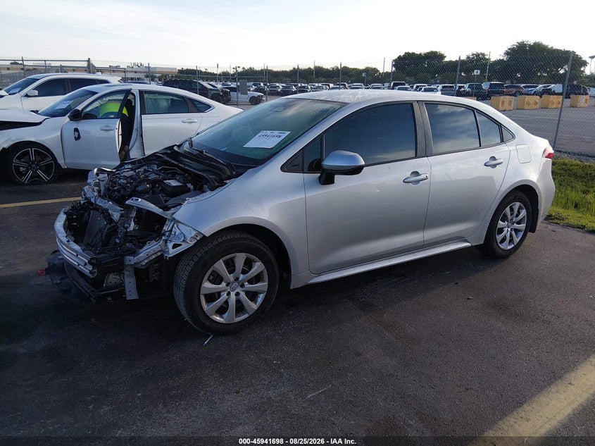 2026 Toyota Corolla, Front End, IAAI, VIN 5YFB4MDE8TP384985 — photo 2