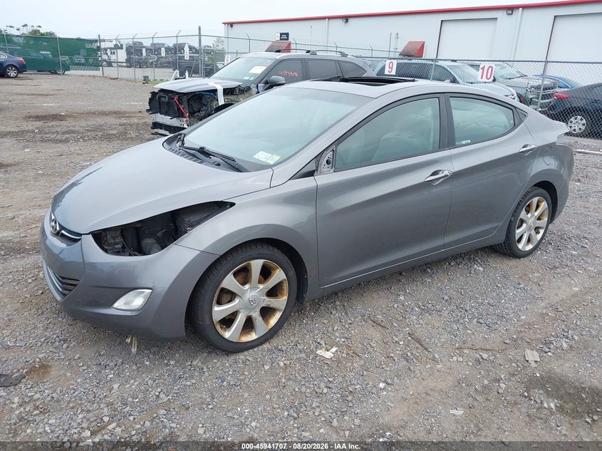2013 HYUNDAI ELANTRA auction photo 2