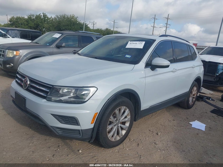 2018 VOLKSWAGEN TIGUAN 2.0T SE/2.0T SEL · Фото 2