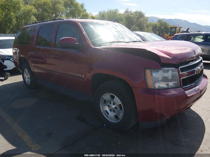 2007 CHEVROLET SUBURBAN auction photo 1