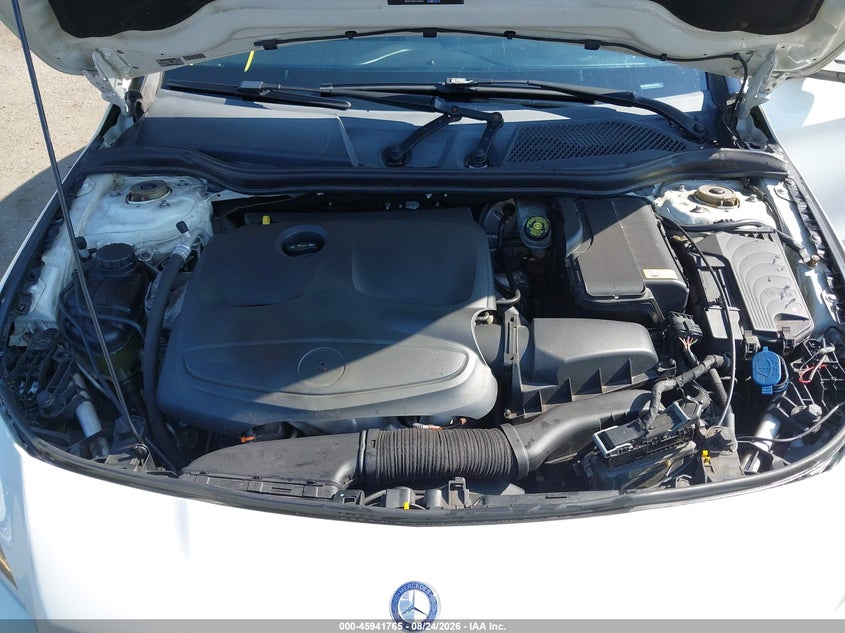 MERCEDES-BENZ CLA 250 2015 VIN WDDSJ4EB7FN162720