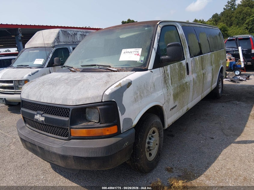 2005 Chevrolet Express, Звичайний знос, IAAI, VIN 1GAHG39U851263675 — фото 2
