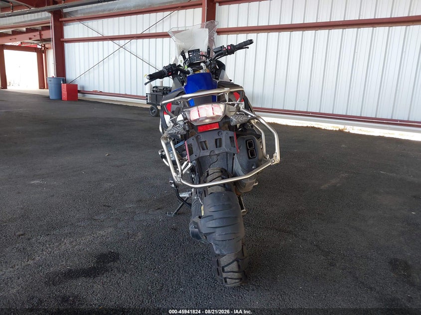 2024 BMW R 1250 auction photo 6