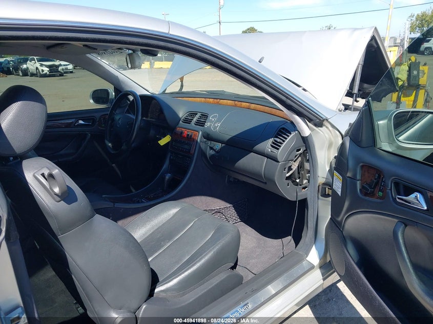 2000 MERCEDES-BENZ CLK 320 auction photo 5