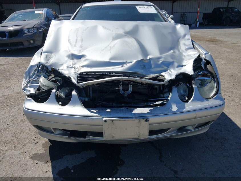 2000 MERCEDES-BENZ CLK 320 auction photo 6