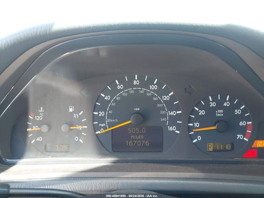 2000 MERCEDES-BENZ CLK 320 auction photo 7