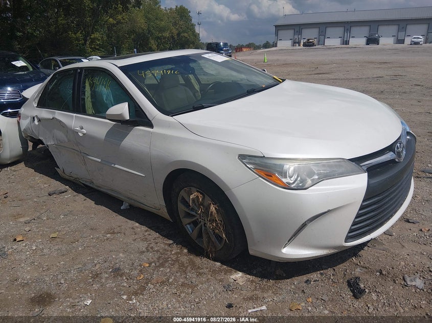 2017 TOYOTA CAMRY auction photo 1
