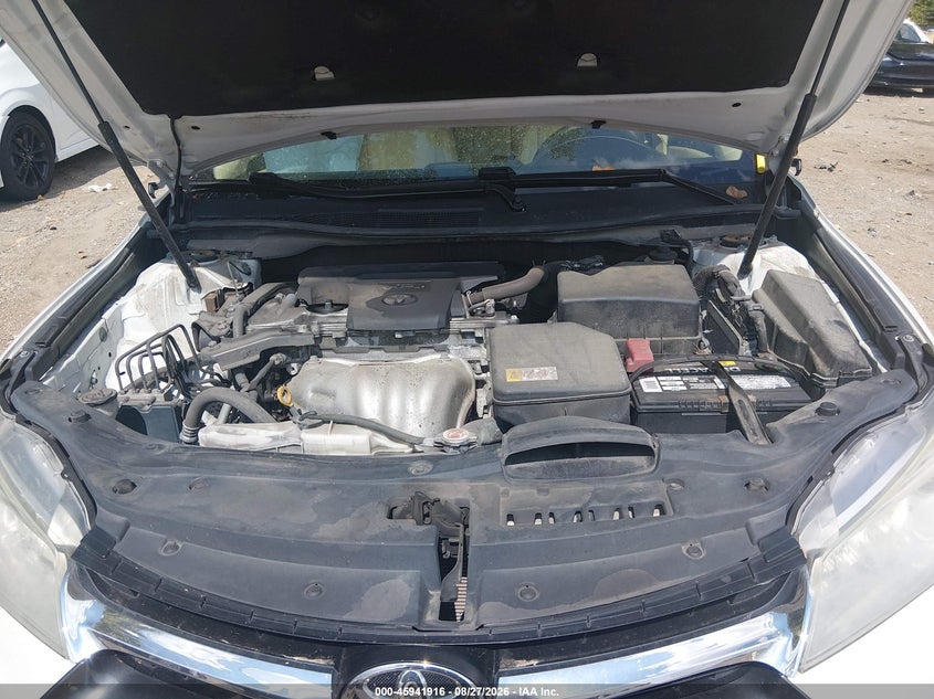 TOYOTA CAMRY - zdjęcie 10