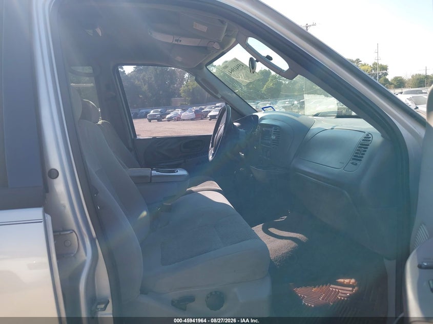 2003 FORD F-150 auction photo 5