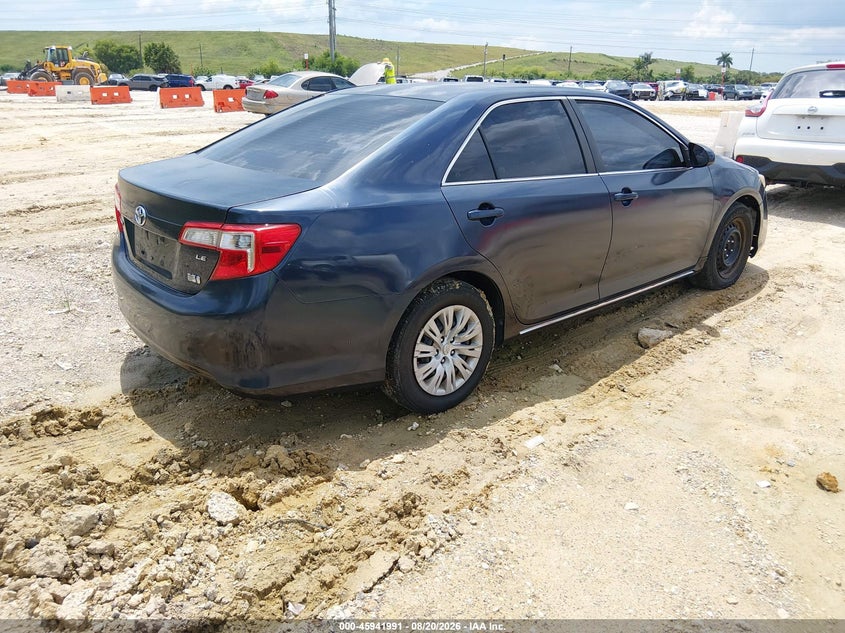 2014 TOYOTA CAMRY HYBRID auction photo 4