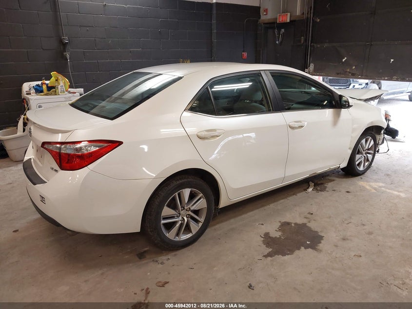 2015 TOYOTA COROLLA auction photo 4
