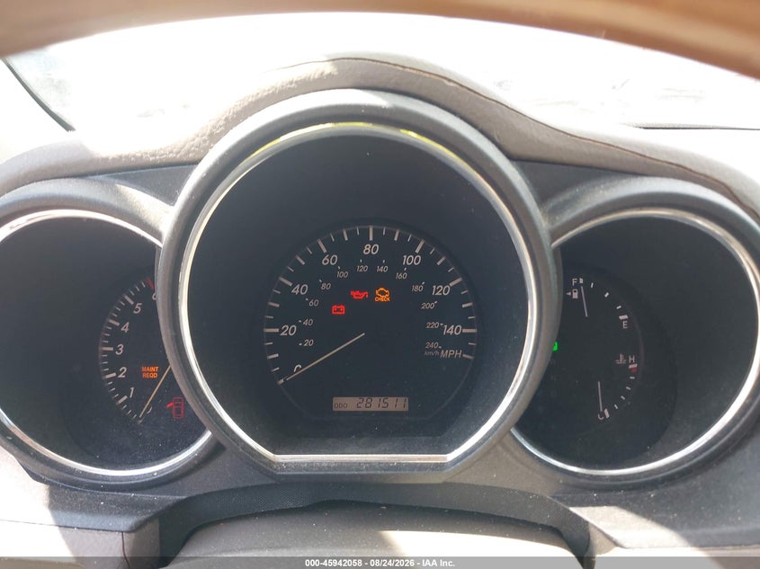 2004 LEXUS RX 330 auction photo 7