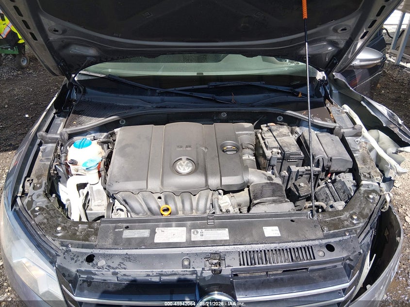 VOLKSWAGEN PASSAT 2012 VIN 1VWAP7A38CC015850