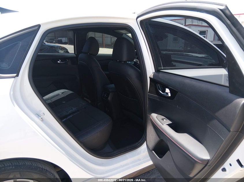 2023 KIA FORTE auction photo 8