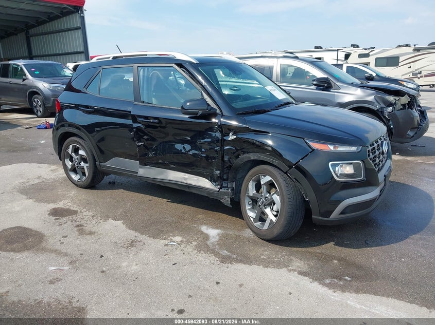 2024 HYUNDAI VENUE auction photo 1