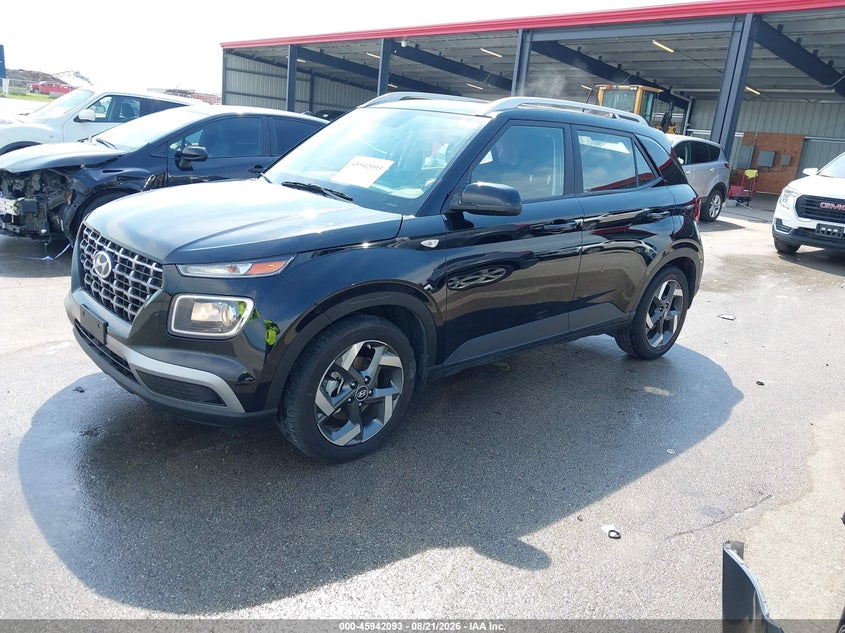 2024 HYUNDAI VENUE auction photo 2