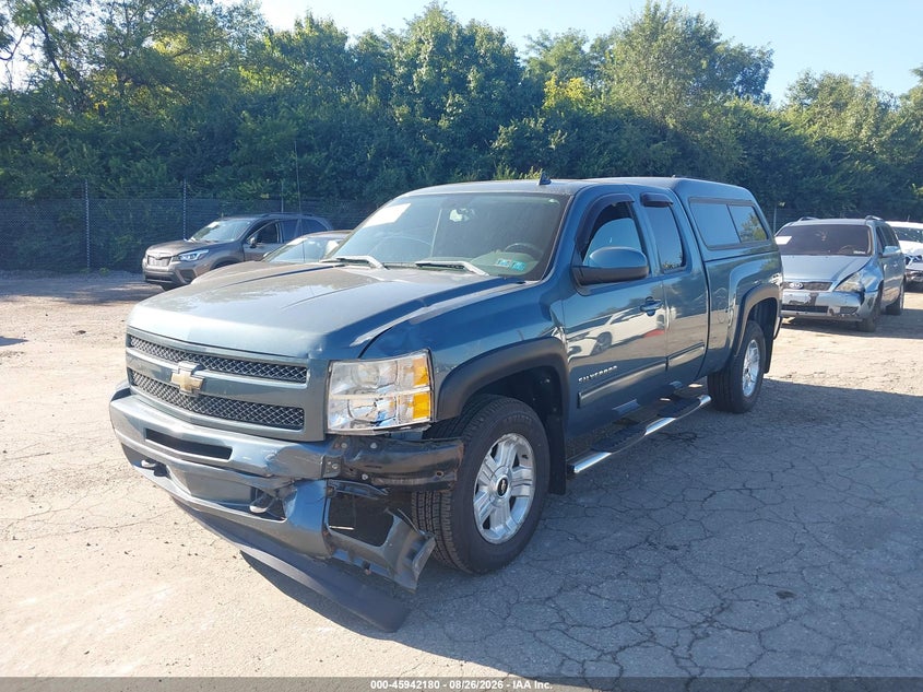 2011 Chevrolet Silverado, Left Front, IAAI, VIN 1GCRKSE33BZ310576 — photo 2