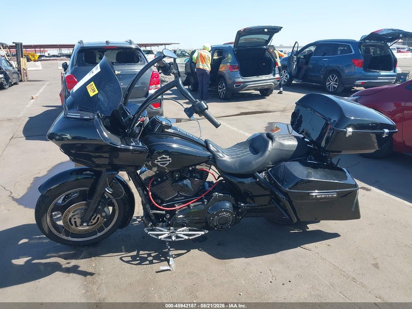 HARLEY-DAVIDSON FLTRX 2016