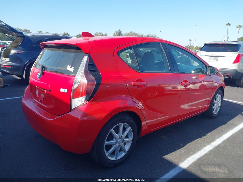 TOYOTA PRIUS C - zdjęcie 14