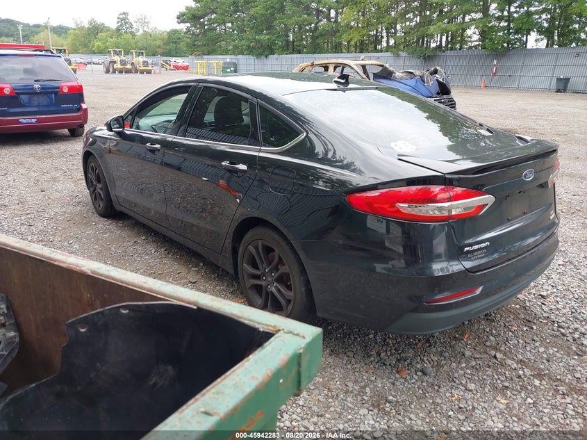 2019 FORD FUSION auction photo 3