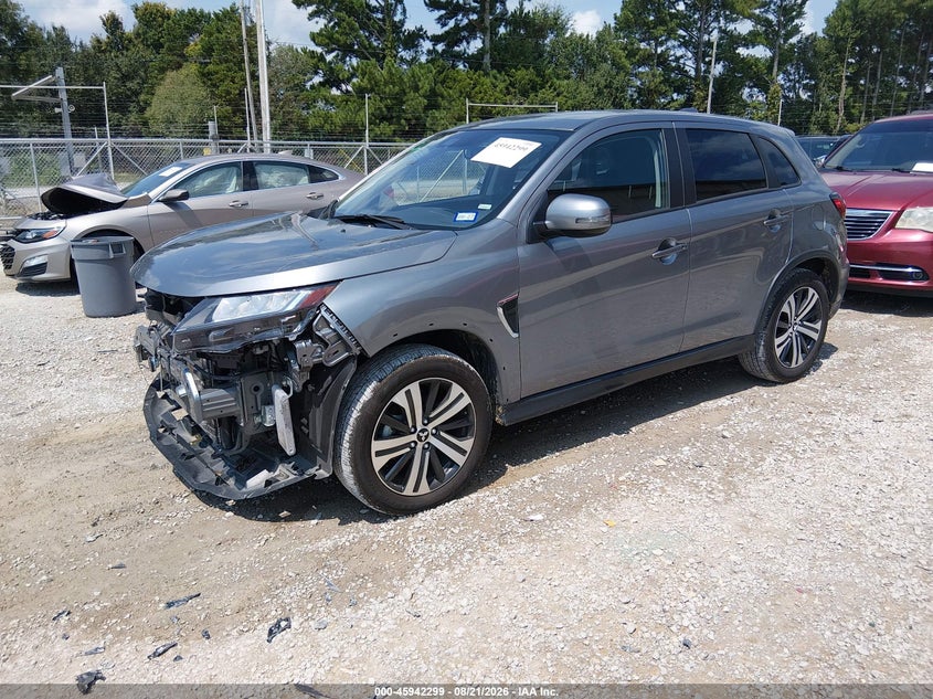 2026 Mitsubishi Outlander, Front End, IAAI, VIN JA4ARUAU8TU001049 — photo 2