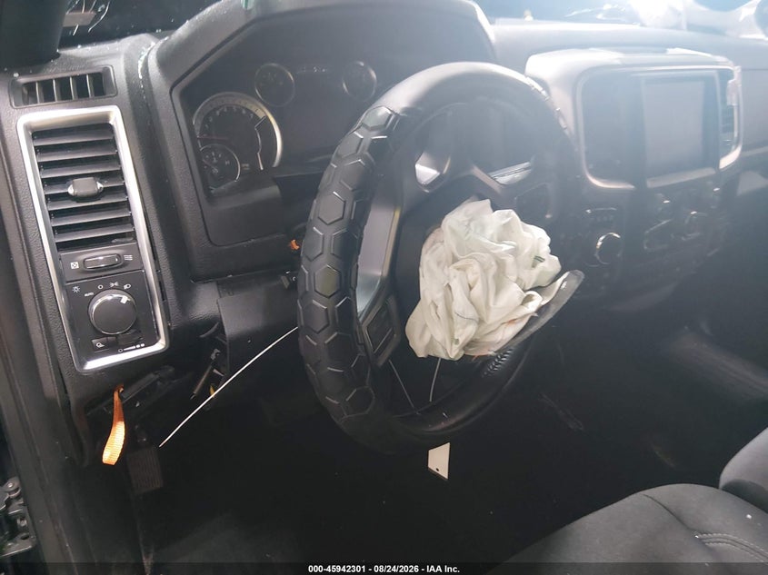 RAM 1500 CLASSIC 2021 VIN 1C6RR7GG0MS548882
