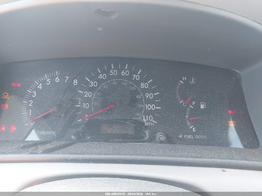 2005 TOYOTA COROLLA auction photo 7