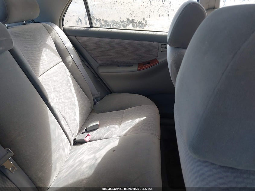2005 TOYOTA COROLLA auction photo 8