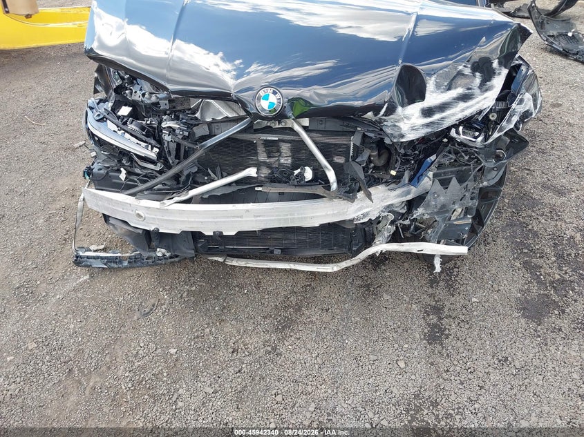 2022 BMW M340I auction photo 6