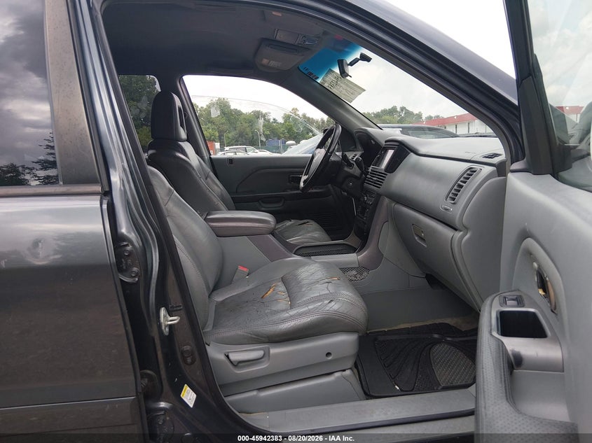 2004 HONDA PILOT auction photo 5